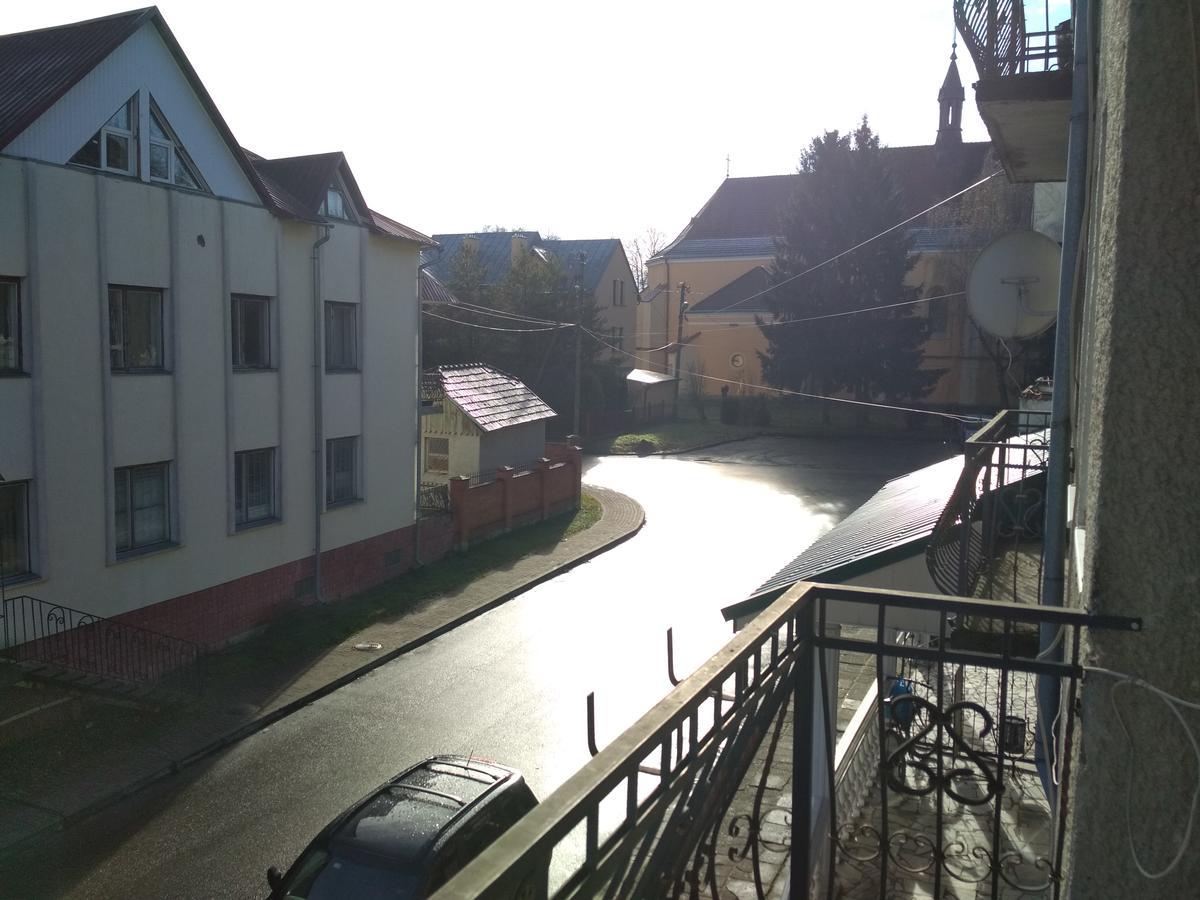 Zhidachov Удеч酒店 外观 照片